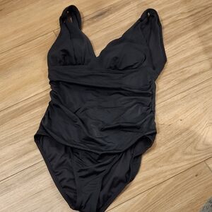 Time and Tru Elegant Black Apparel